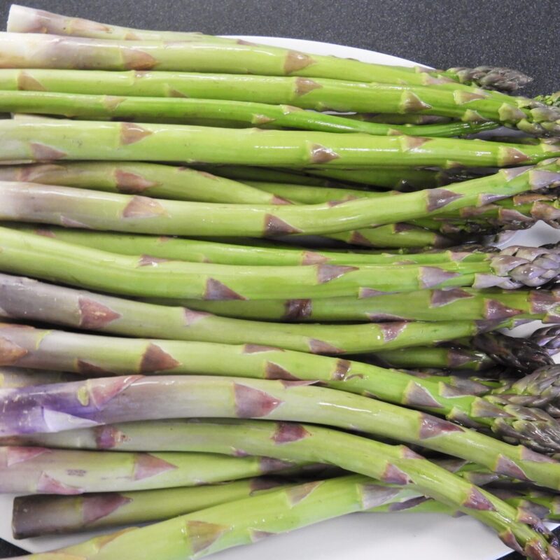 Asparagi freschi, fonte alimentare di acido folico