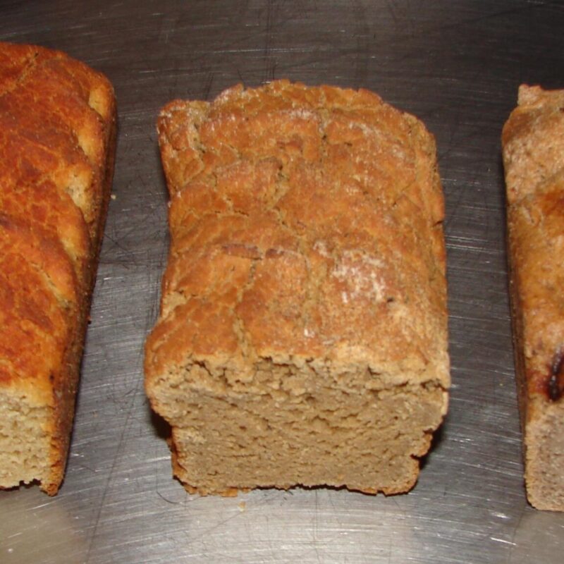 Pane biologico senza glutine con farine alternative