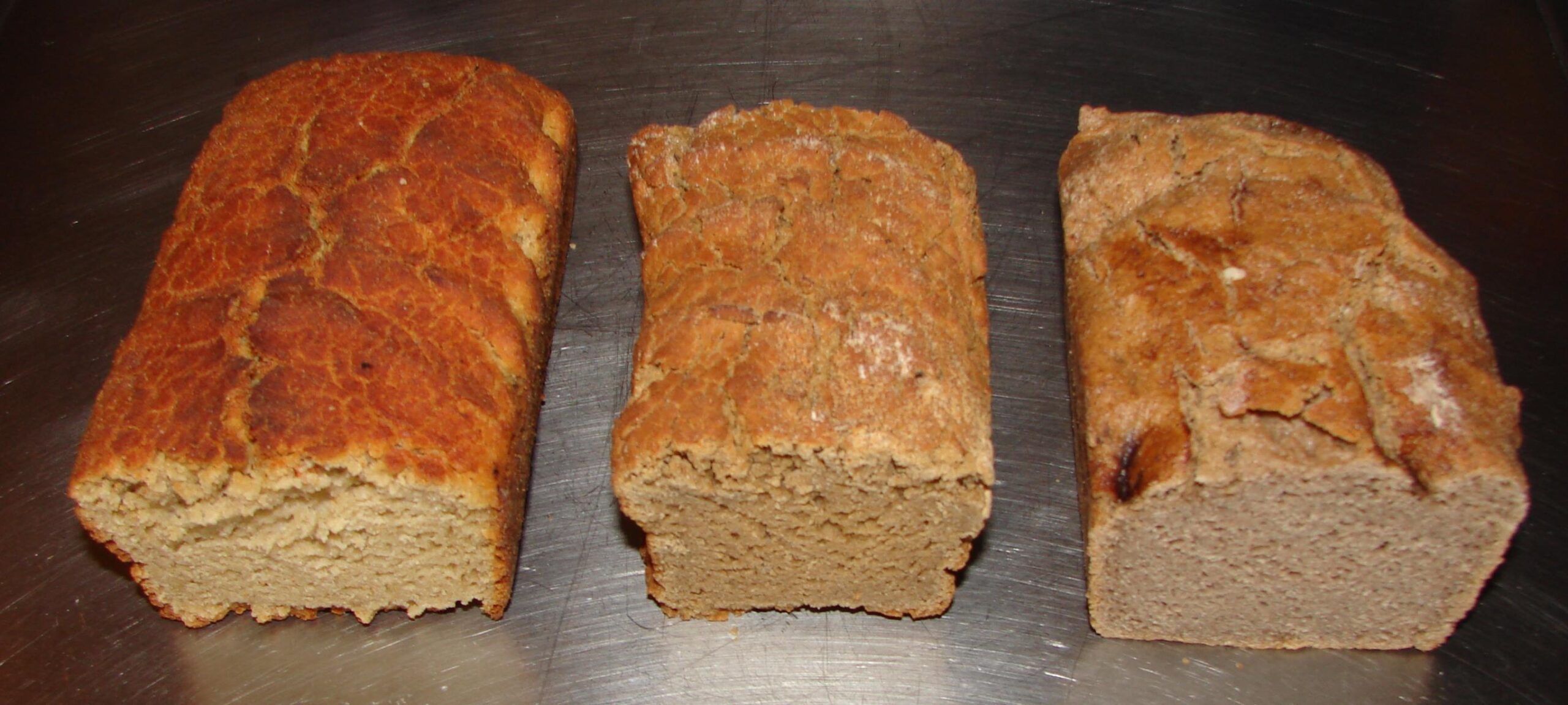Pane biologico senza glutine con farine alternative