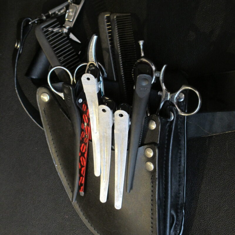 Borsa porta attrezzi da lavoro con forbici e pettini da parrucchiere