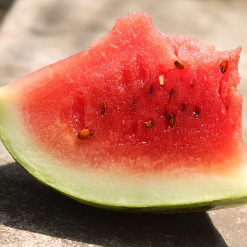 Fetta di anguria fresca, fonte alimentare naturale di citrullina