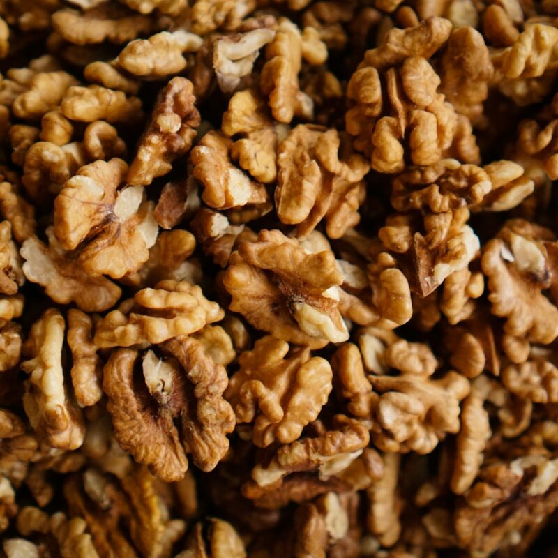 Noci sgusciate, una delle principali fonti alimentari di acido alfa-linolenico (ALA)